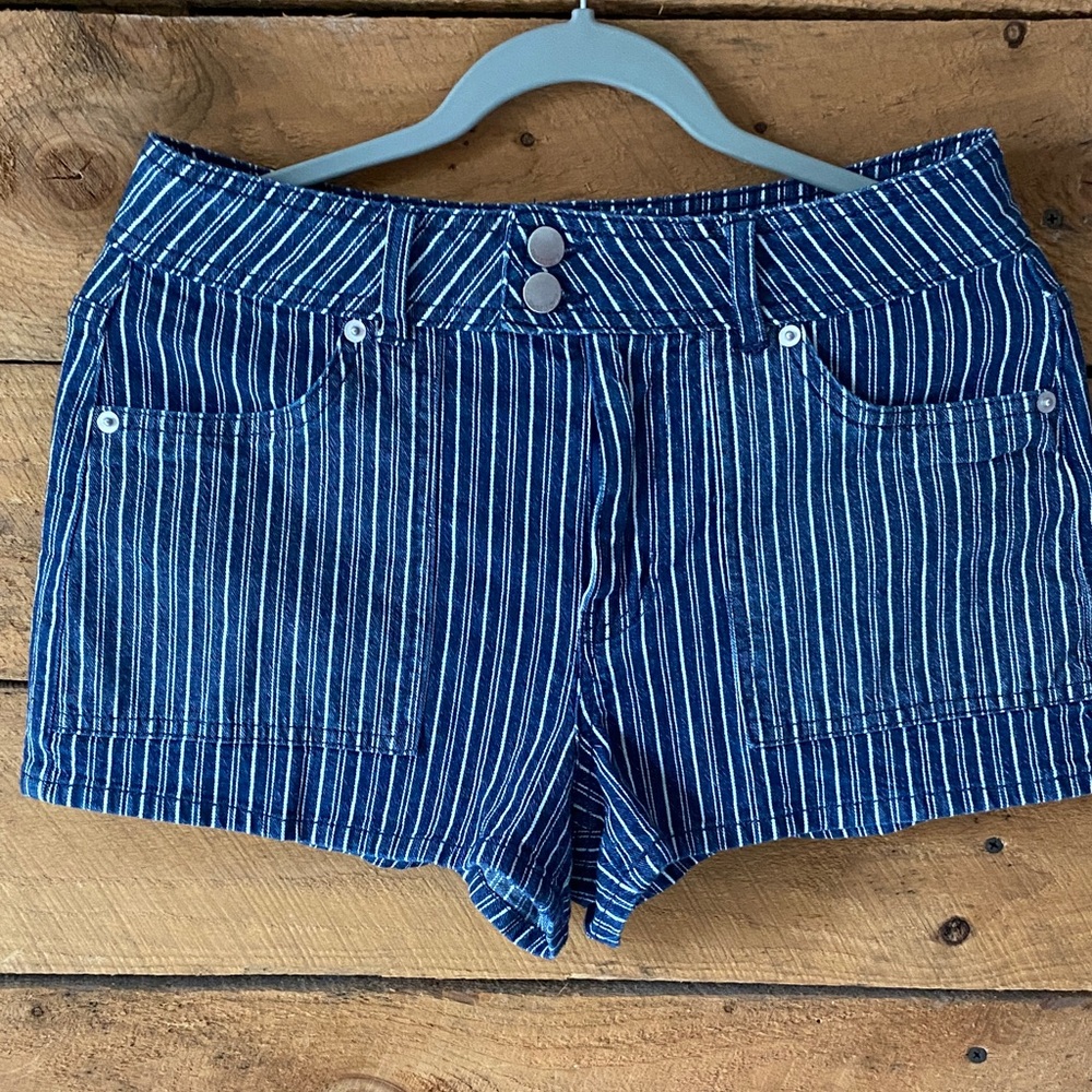 Tinseltown Navy Blue Striped Jean Shorts